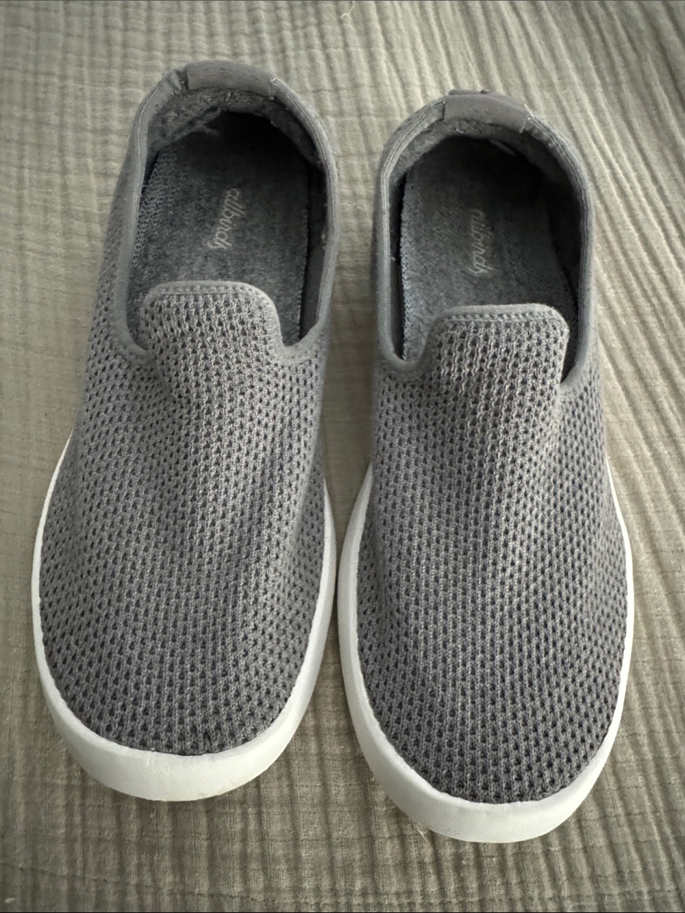 Women’s allbirds Gray Mist Knit Slip-On Tree Lounger Sneakers with White Sole 9M